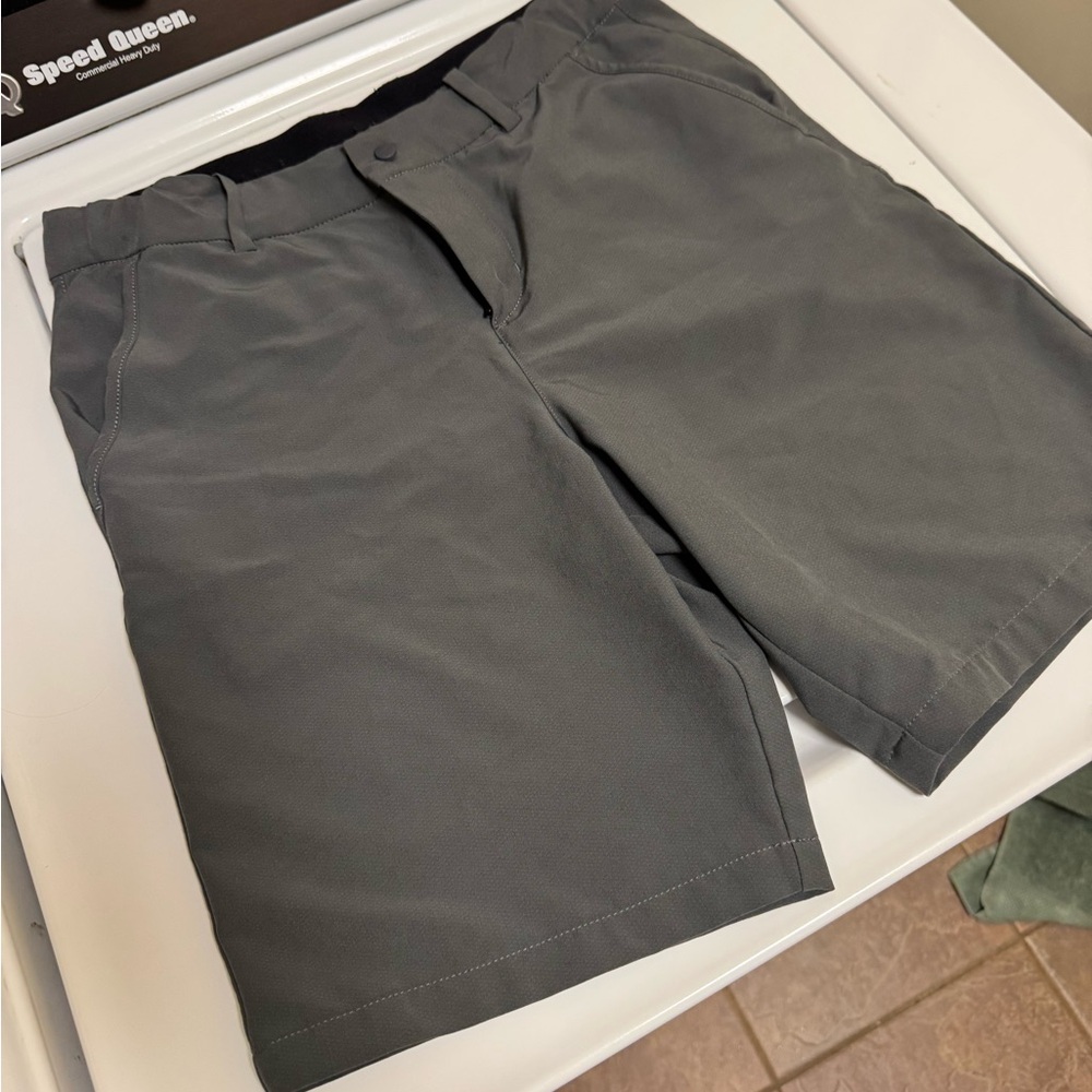 Nike Gray Golf Shorts Youth XL